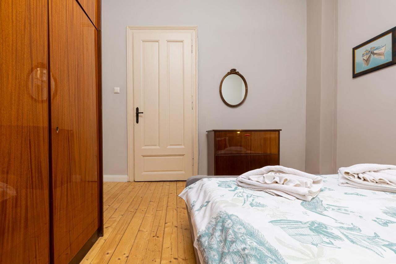The Old Town Vintage 2-Bedroom Jewel By Flat Mаnager 普罗夫迪夫 外观 照片